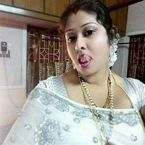 desi blow job video|Desi Indian Bhabhi Enjoyed Beautiful Foreplay Gave Perfect。